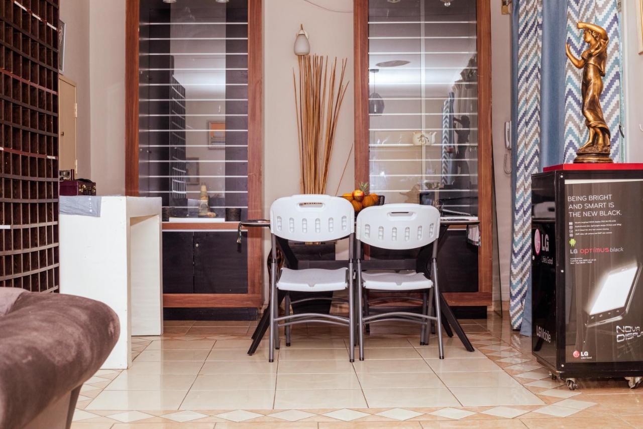 Birdville Bnb Guest House Gaborone Exteriör bild
