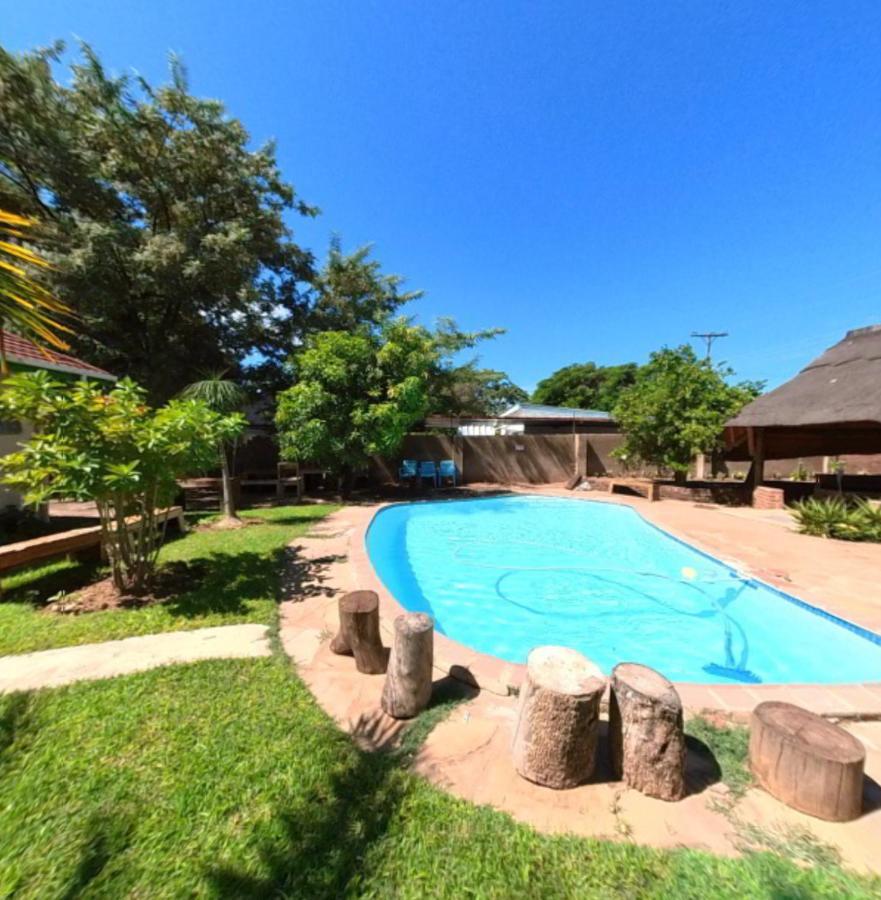 Birdville Bnb Guest House Gaborone Exteriör bild