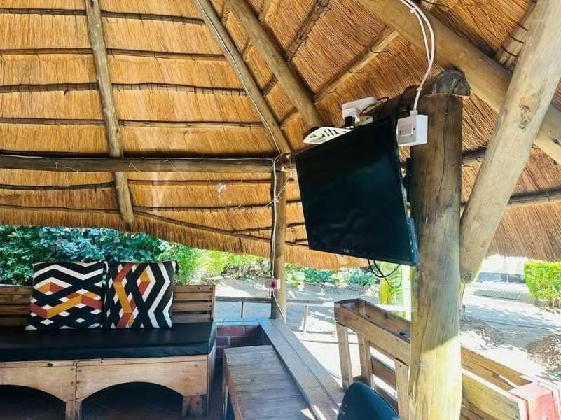 Birdville Bnb Guest House Gaborone Exteriör bild