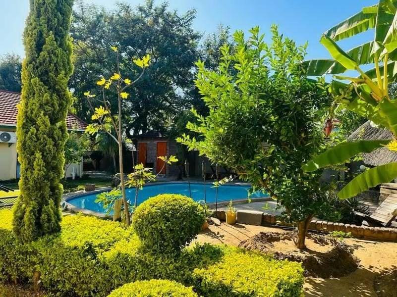 Birdville Bnb Guest House Gaborone Exteriör bild
