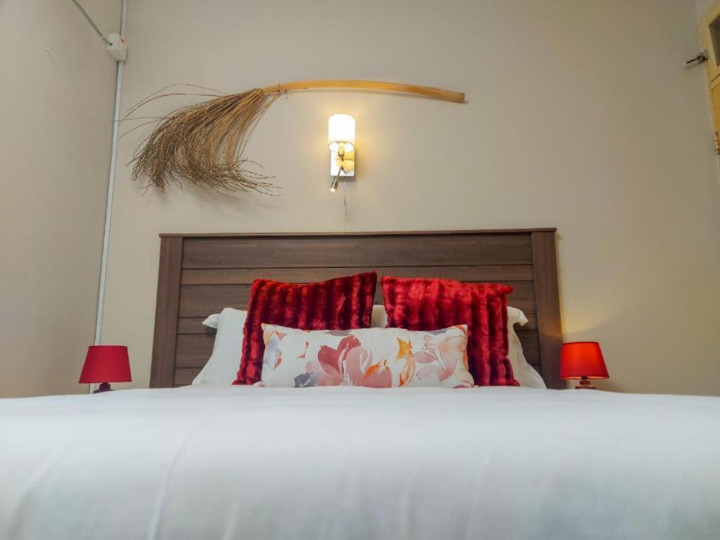 Birdville Bnb Guest House Gaborone Exteriör bild